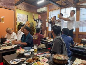 インドネシアの実習生3人の【歓迎会を行いました】